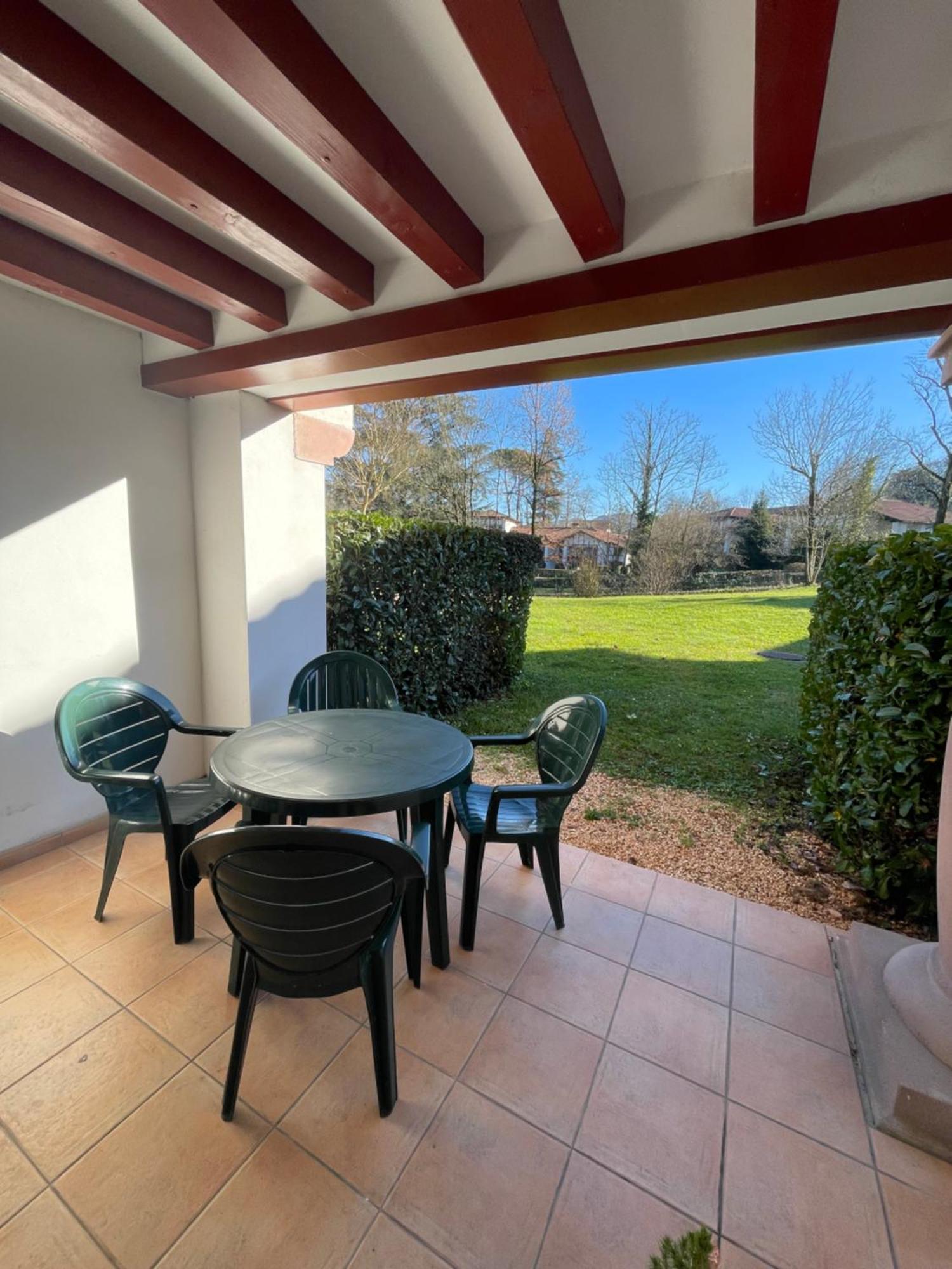 Апартаменты Sejour 4 Personnes - Pays Basque Uhart-Cize Экстерьер фото